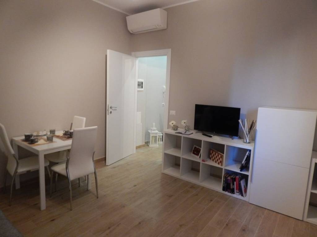 Appartamento a Parma in Via Edoardo Ughi, 6 - Foto 2