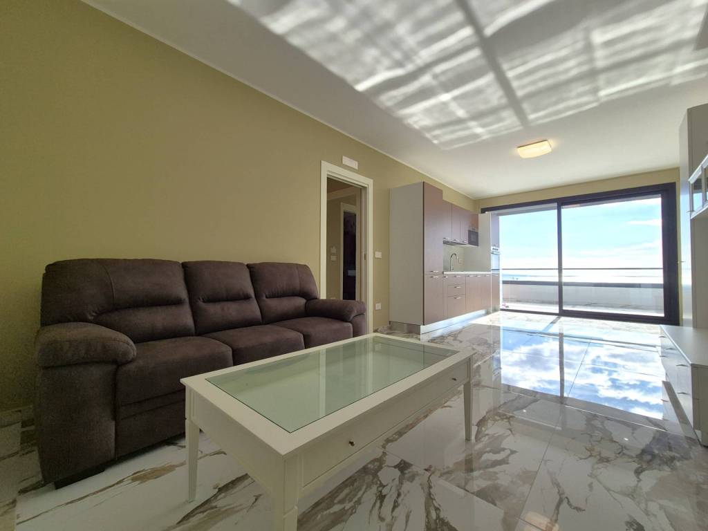 Appartamento a Catanzaro in viale Crotone - Foto 4