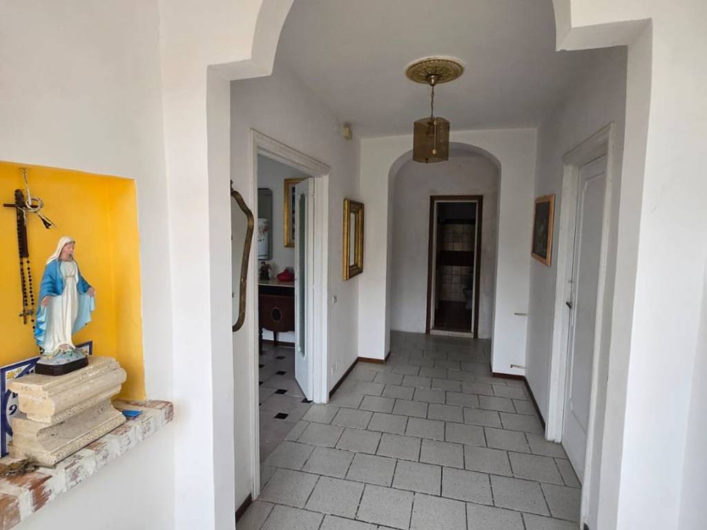 Appartamento a Castelnuovo di porto in Via di Valle Ioro - Foto 3