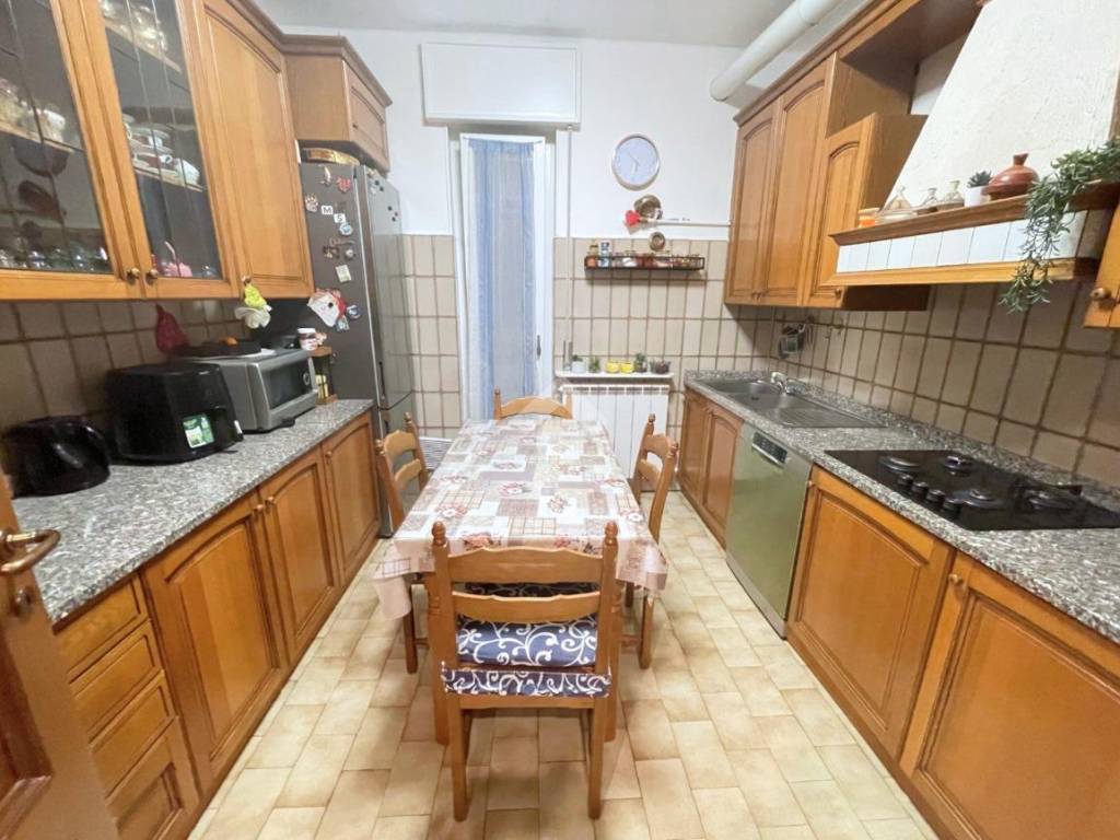 Appartamento a Saronno in Via Carlo Marx - Foto 4