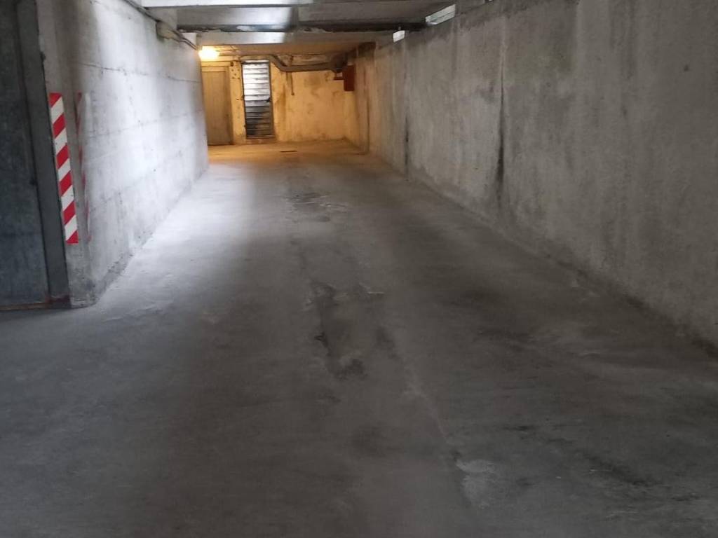 Box / garage a Luino in Viale Don Piero Folli - Foto 3