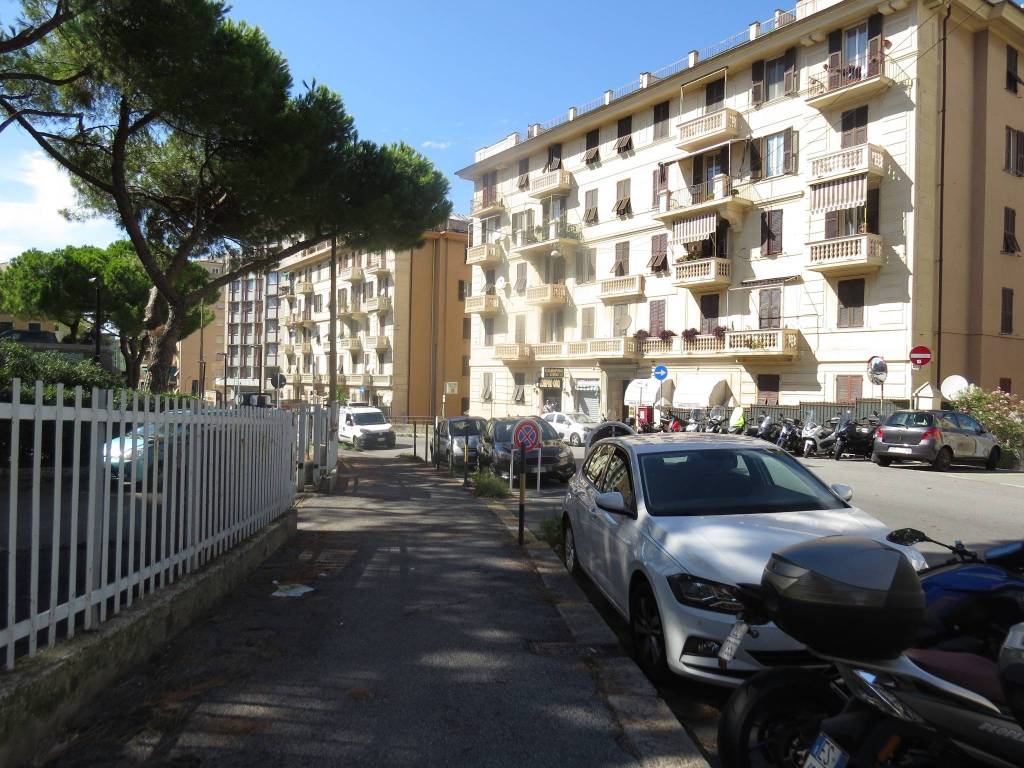 Box / garage a Genova in Via San Martino - Foto 4