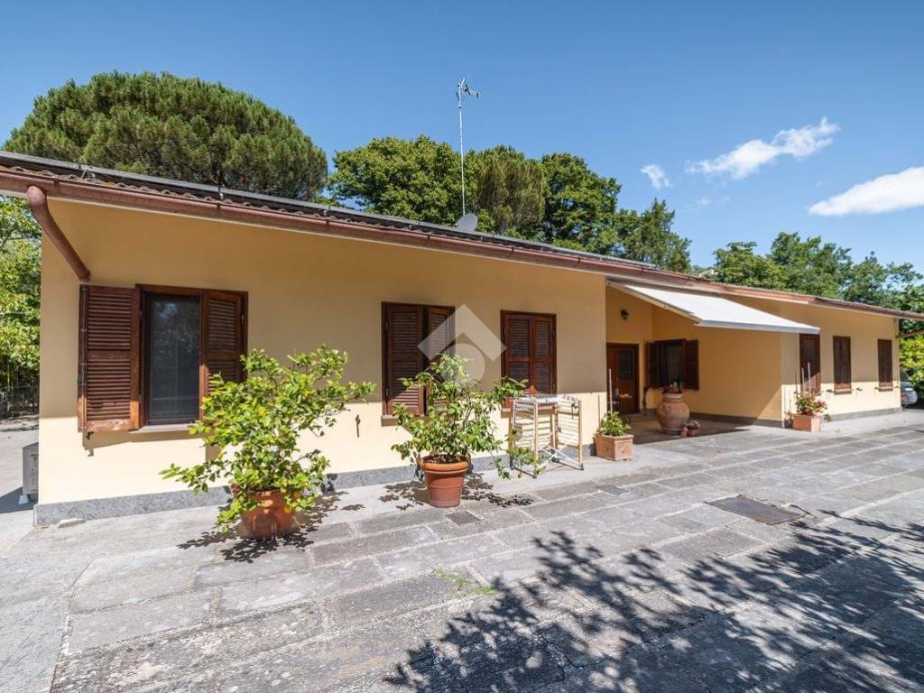 Villa a Viterbo in Str. Filante - Foto 5