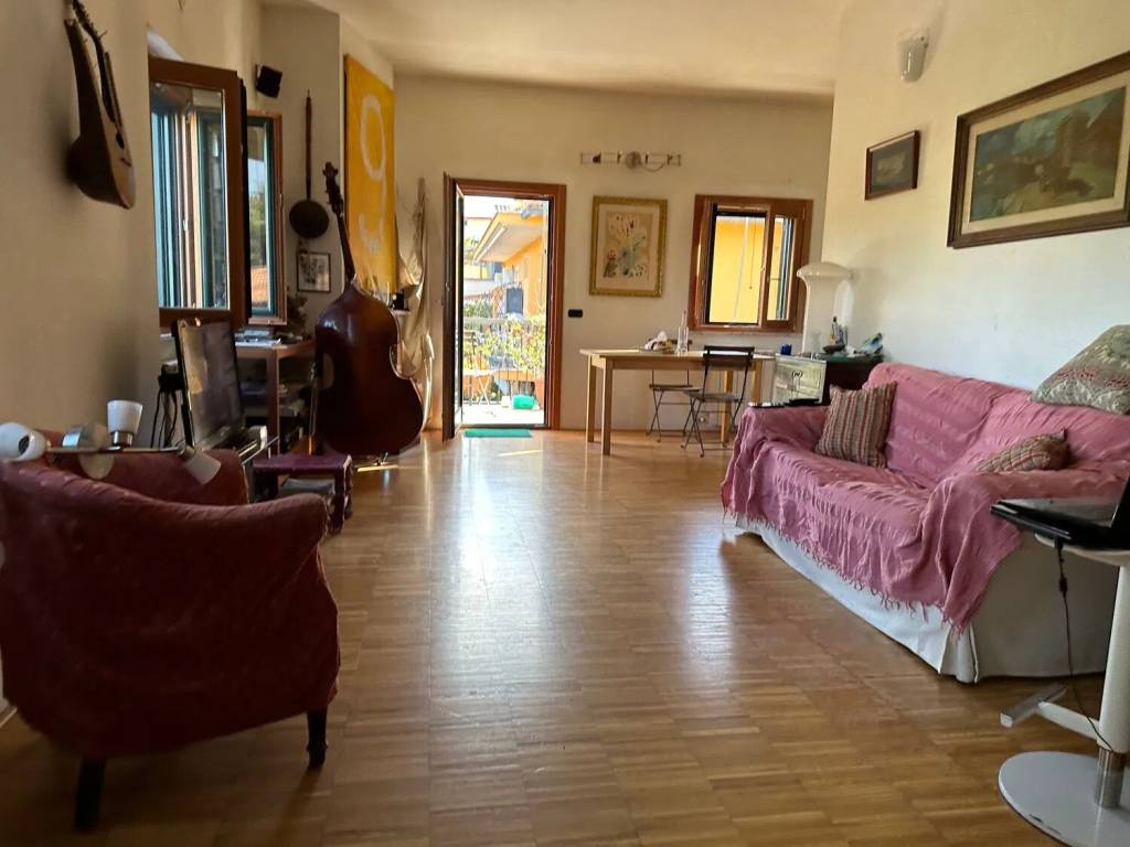 Appartamento a Frascati in Via Macchia Dello Sterparo, 52 - Foto 2