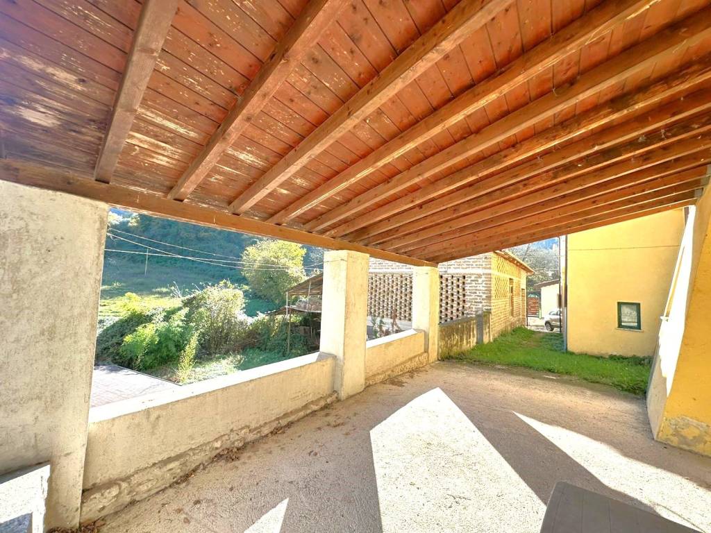 Casa indipendente a Arrone in Vocabolo Vallefredda - Foto 2
