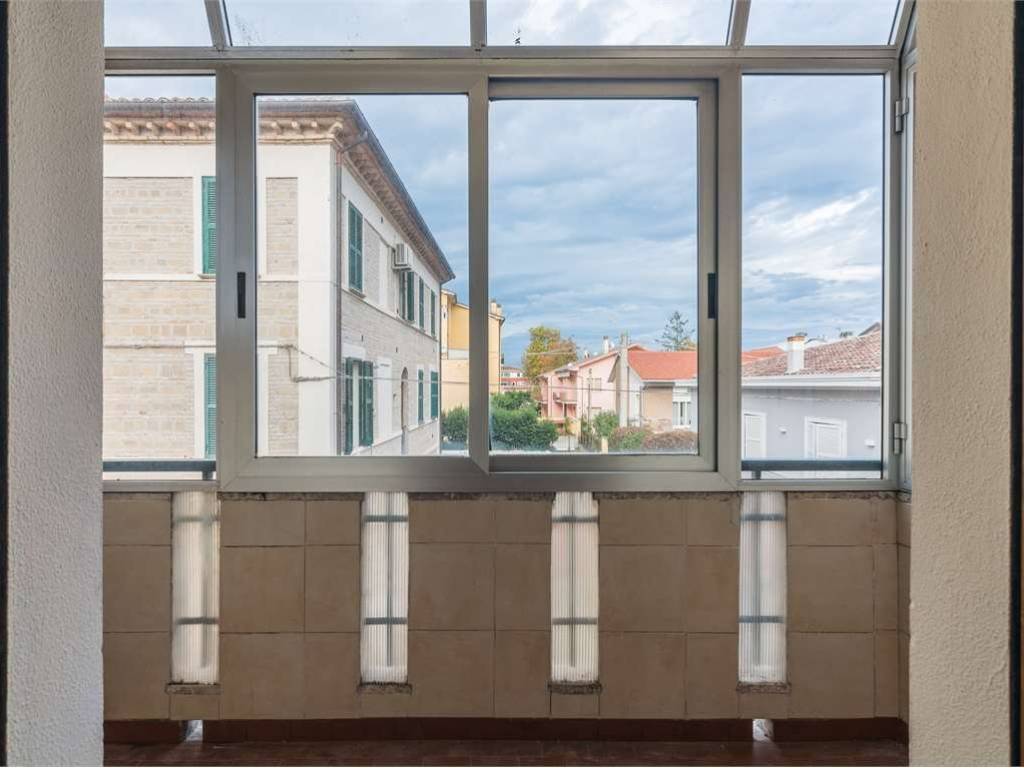 Appartamento a Fano in Via Gabrielli Gabrielangelo - Foto 3