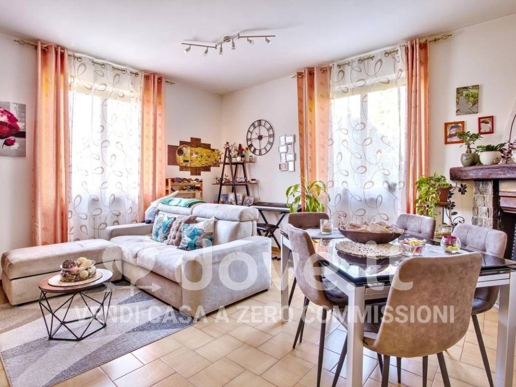 Villa a Cugliate-fabiasco in Via G. Pascoli, 7 - Foto 4