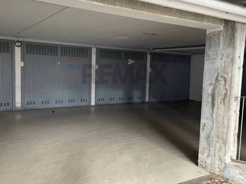 Box / garage a Voghera in Via Gramsci, 6 - Foto 4