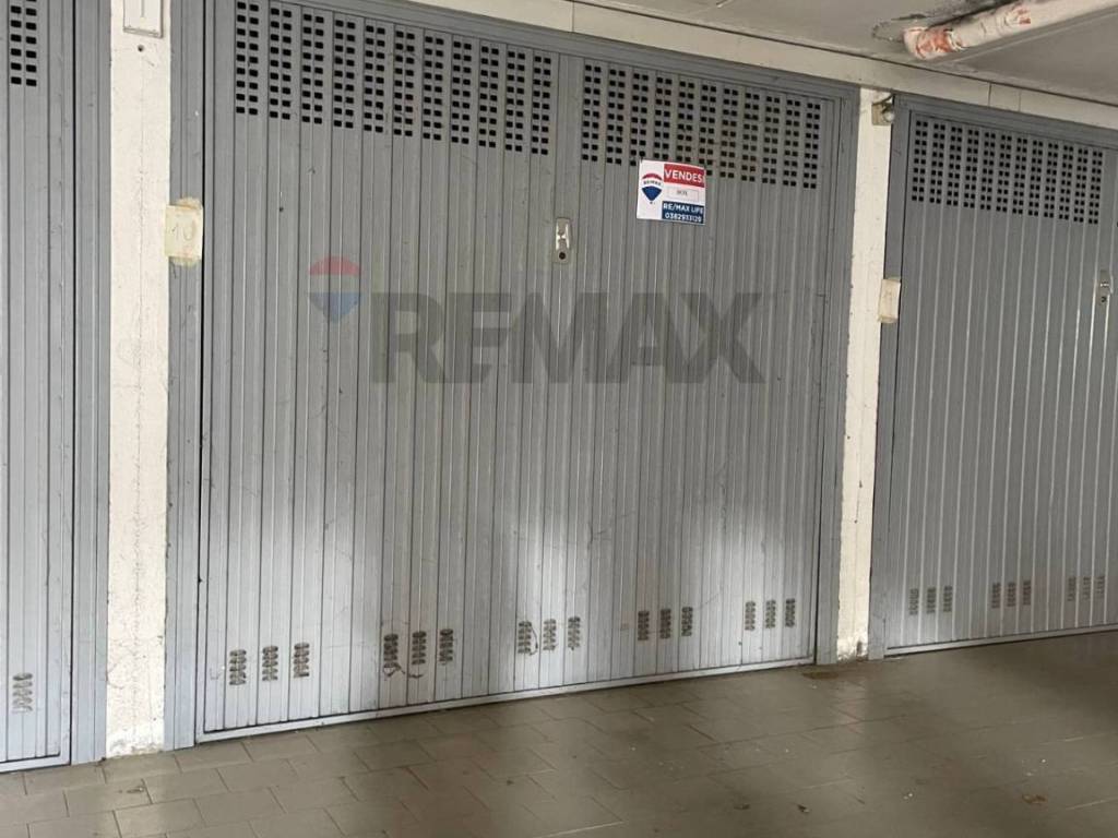 Box / garage a Voghera in Via Gramsci, 6 - Foto 5