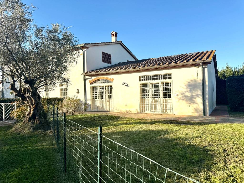 Rustico / casale a Pistoia in Via di Ramini - Foto 5