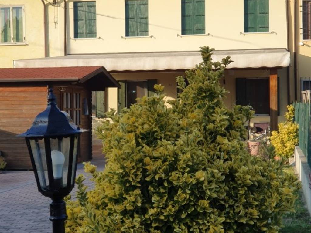 Villetta a schiera a Occhiobello in Via Motta, 24 - Foto 4