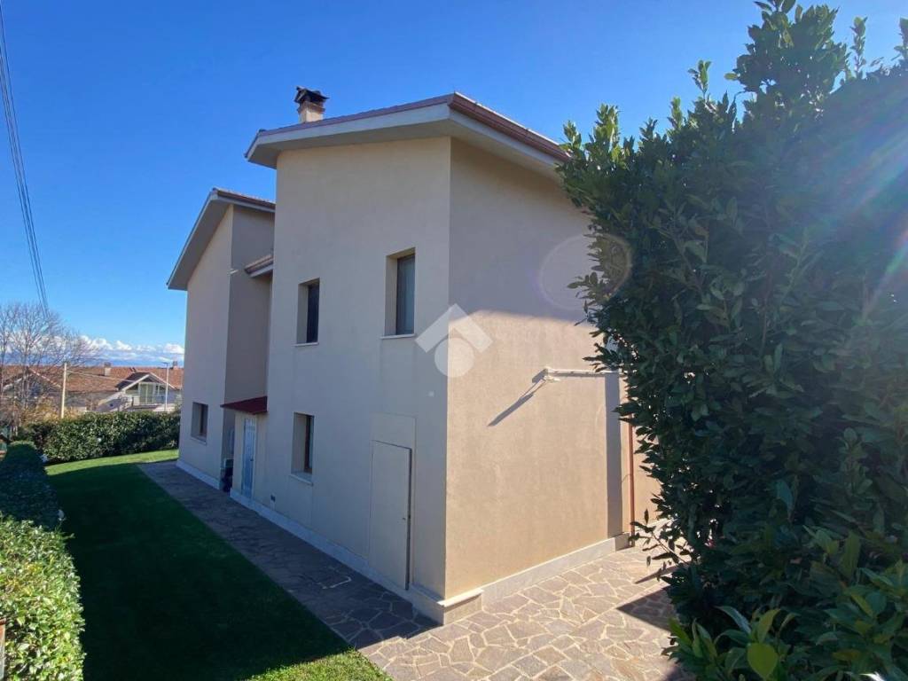 Villa a Fabrica di roma in Via san giorgio, 25 - Foto 3