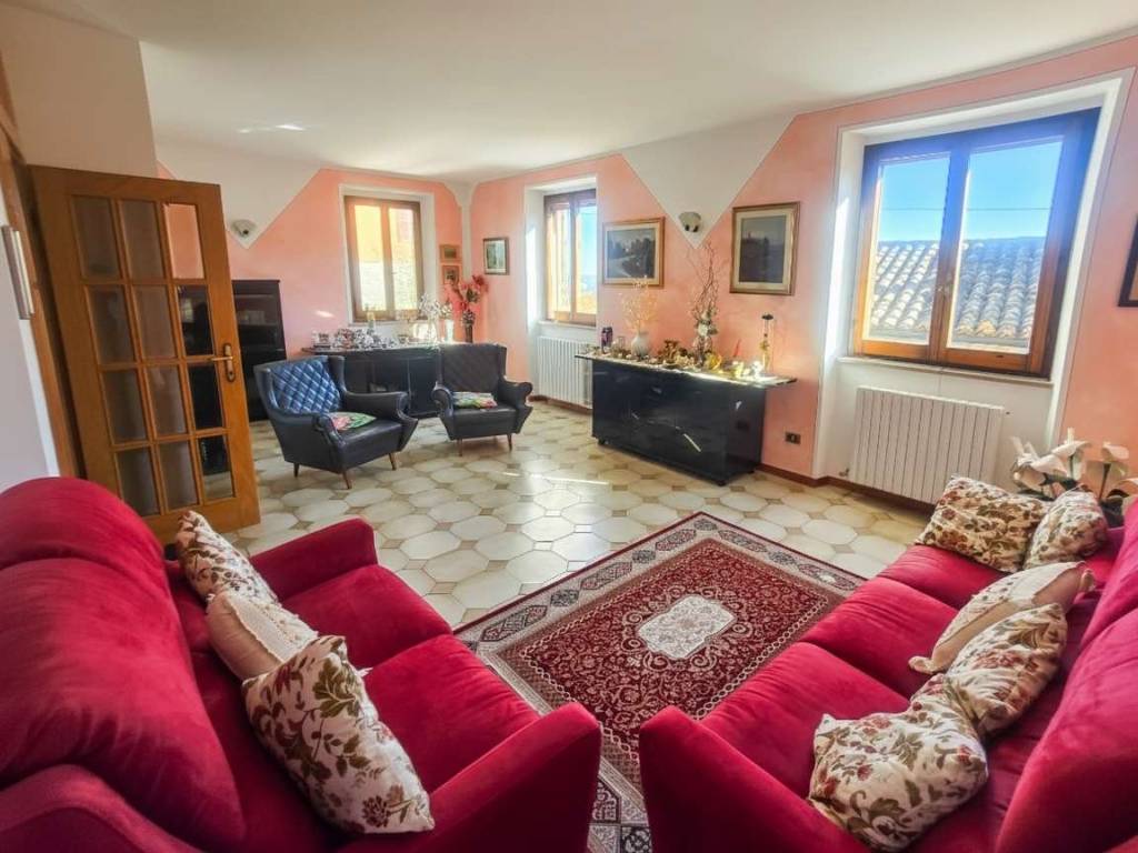 Casa indipendente a Frontino in Corso Giovanni XXIII - Foto 4