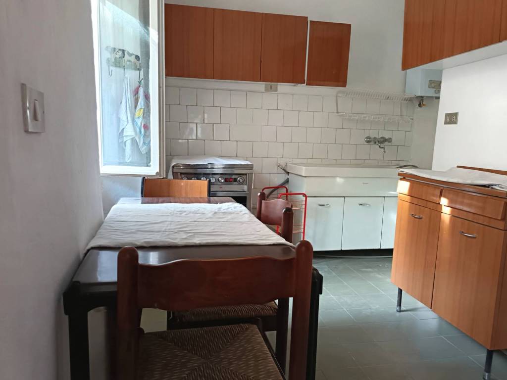 Appartamento a Rezzo in Via Castello - Foto 5