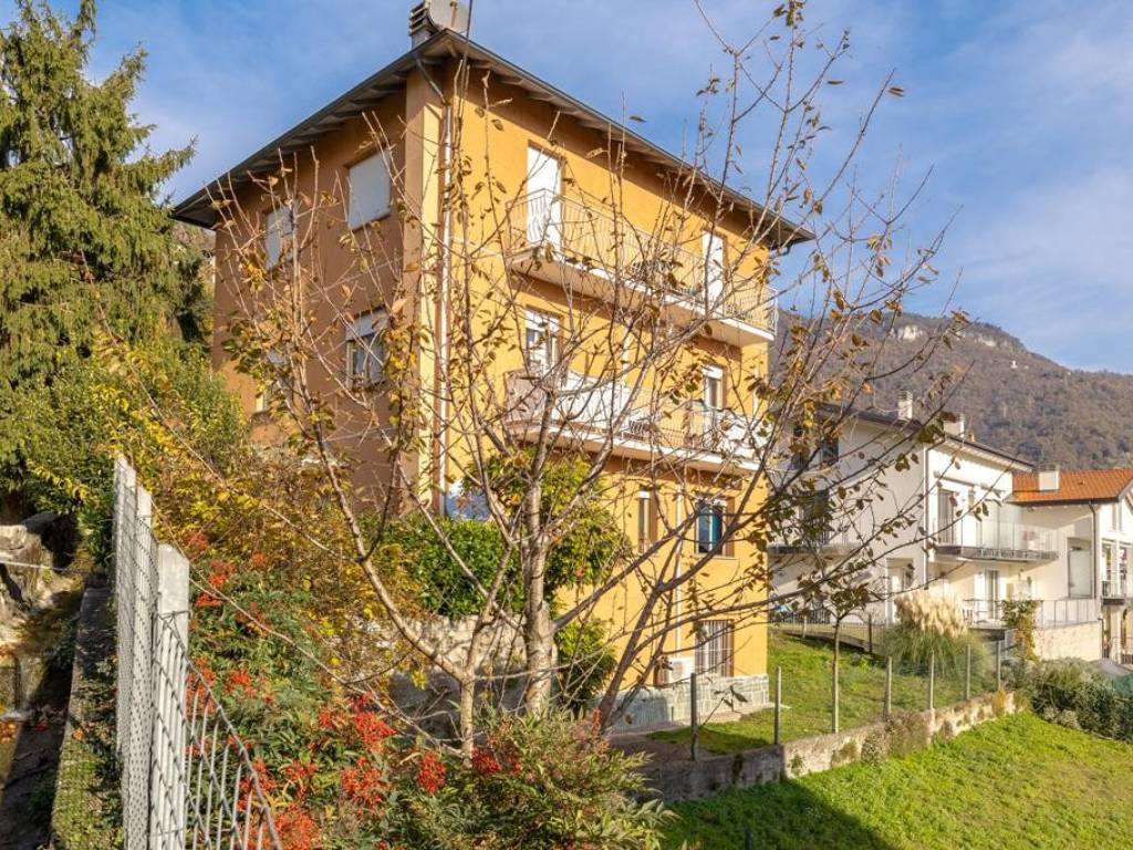 Appartamento a Gravedona ed uniti in Via Giussanico - Foto 3
