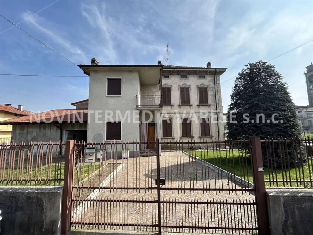 Villa a Brebbia in Piazza Italia, 29 - Foto 2