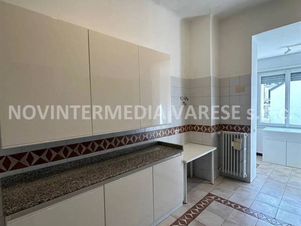 Appartamento a Varese in Via Magenta - Foto 3