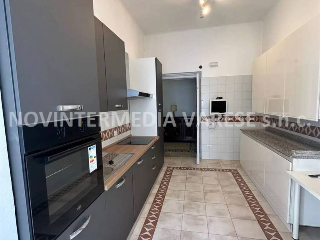 Appartamento a Varese in Via Magenta - Foto 5