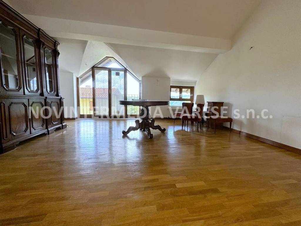 Appartamento a Varese in Via Majella - Foto 3