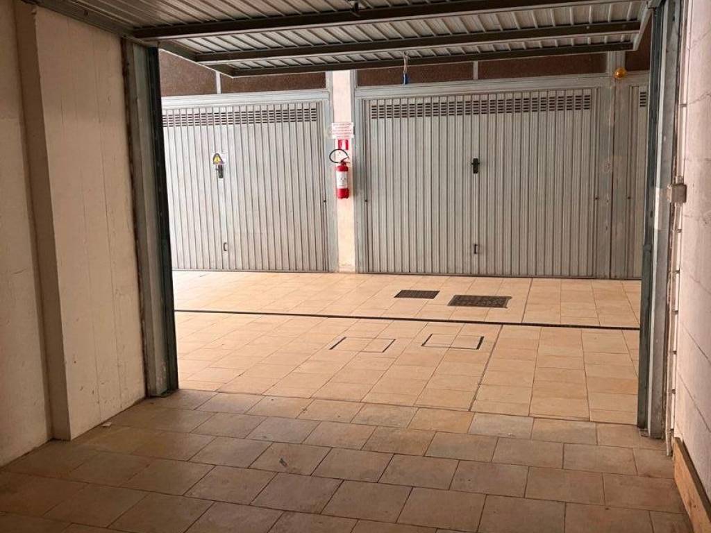 Box / garage a Lugo in Piazza Francesco Baracca - Foto 3