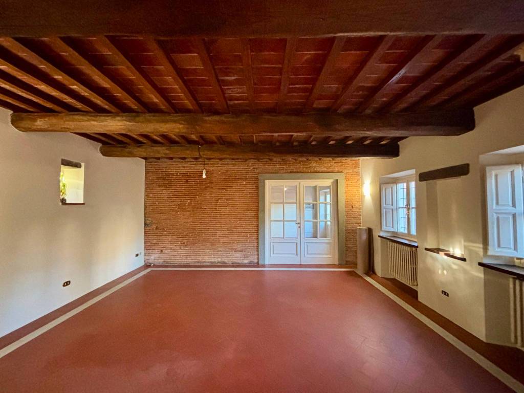 Rustico / casale a Lucca in Via dei Poveri Vecchi, 342 - Foto 4