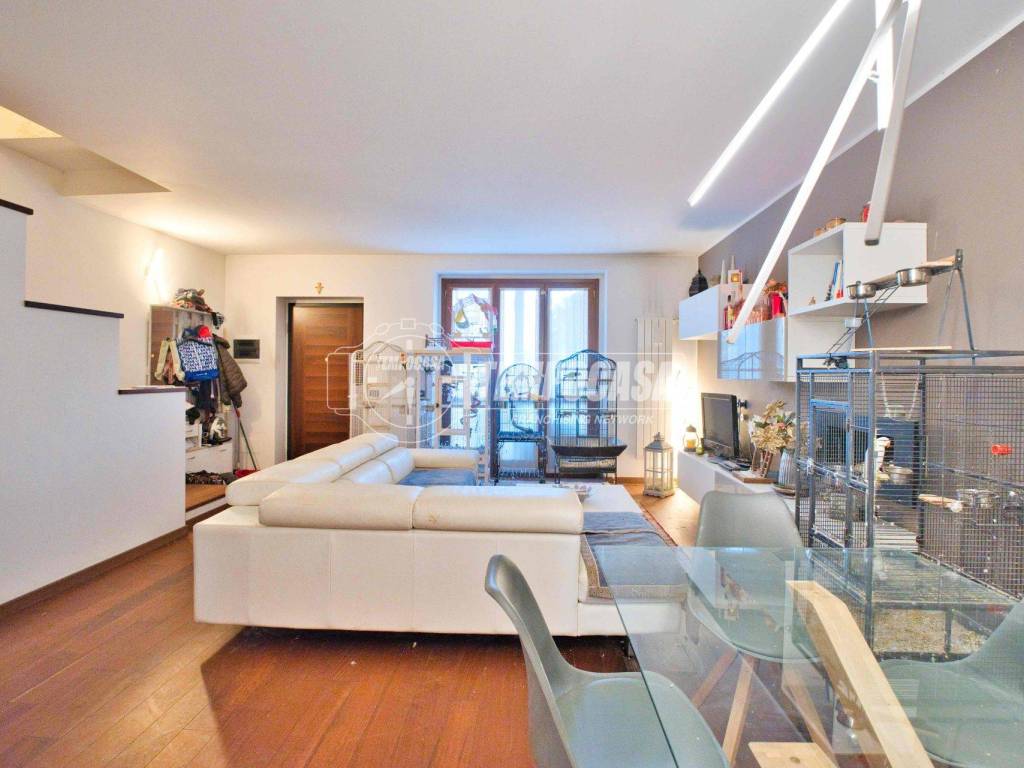 Villetta a schiera a Galliate in Via 2 Giugno - Foto 2