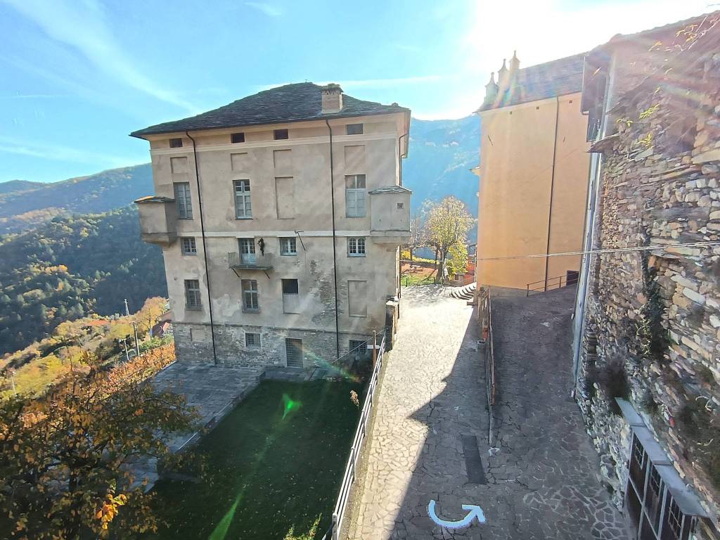 Casa indipendente a Rezzo in Via Castello - Foto 4