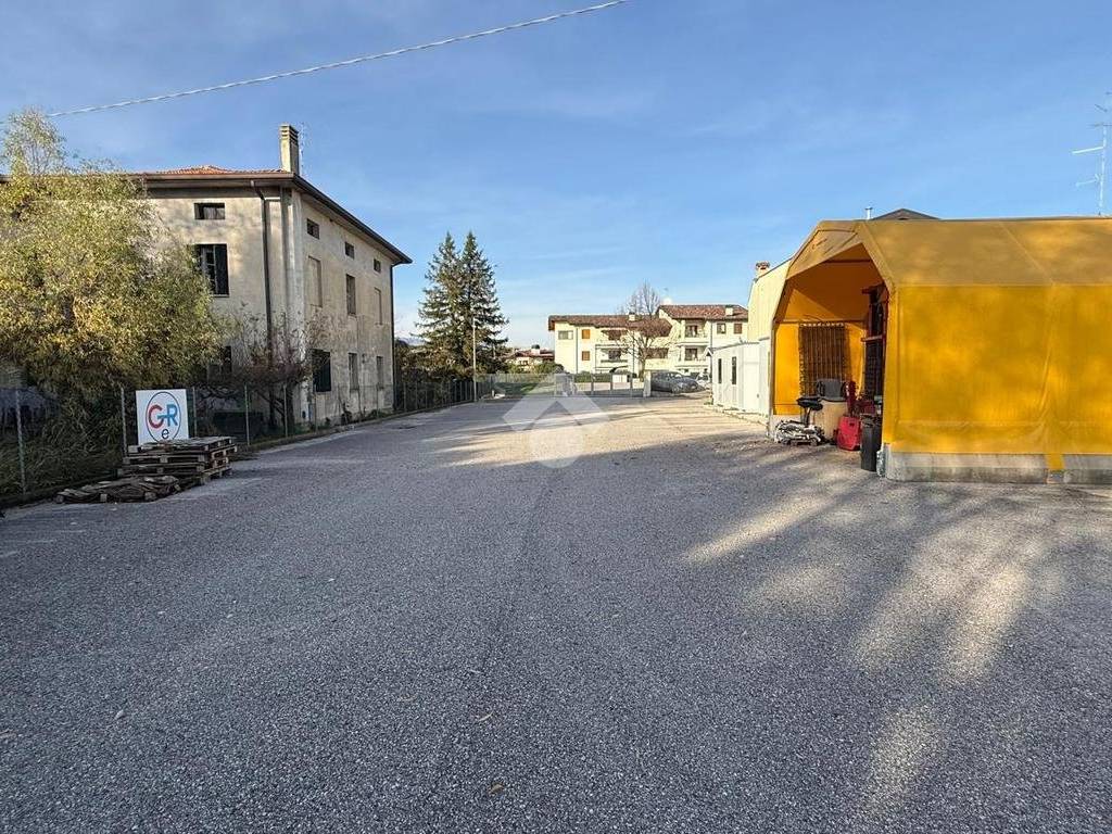 Terreno a Pordenone in V. Udine, 96 - Foto 2