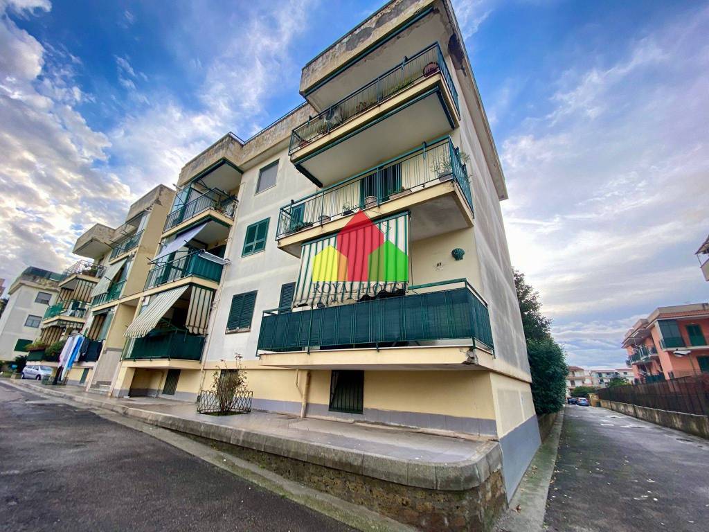Appartamento a Giugliano in campania in Via La Madonella - Foto 2