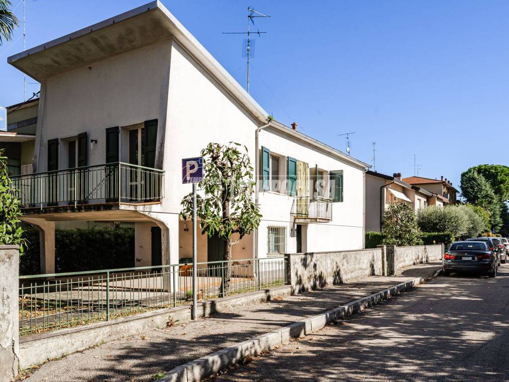 Casa indipendente a Castel bolognese in Viale Fratelli Cairoli 8 - Foto 5