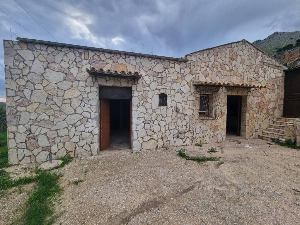 Villa a Castellammare del golfo in Contrada Castello di Badia - Foto 4