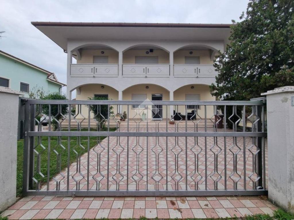 Appartamento a Castellalto in Via Molise, 20 - Foto 4