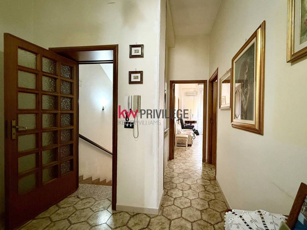 Appartamento a Mesagne in Via Pola, 77 - Foto 3