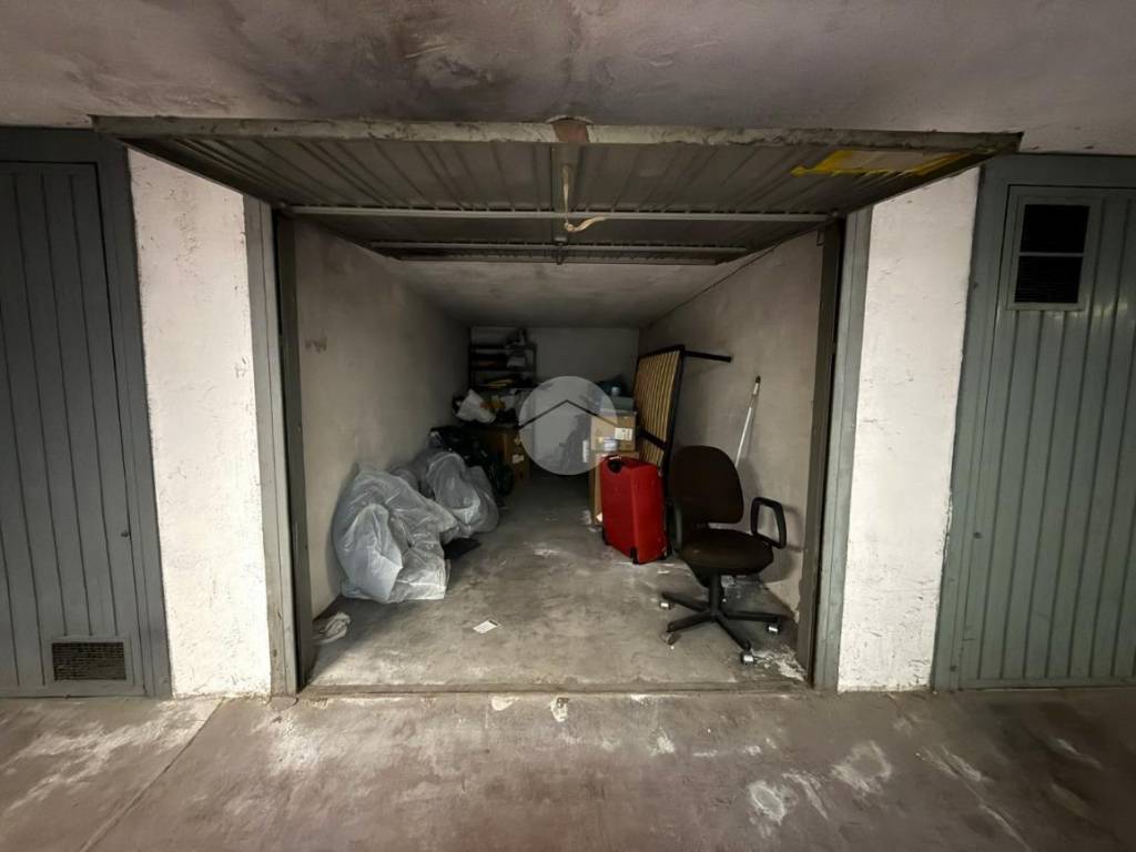 Box / garage a Ivrea in Via Chabod - Foto 2