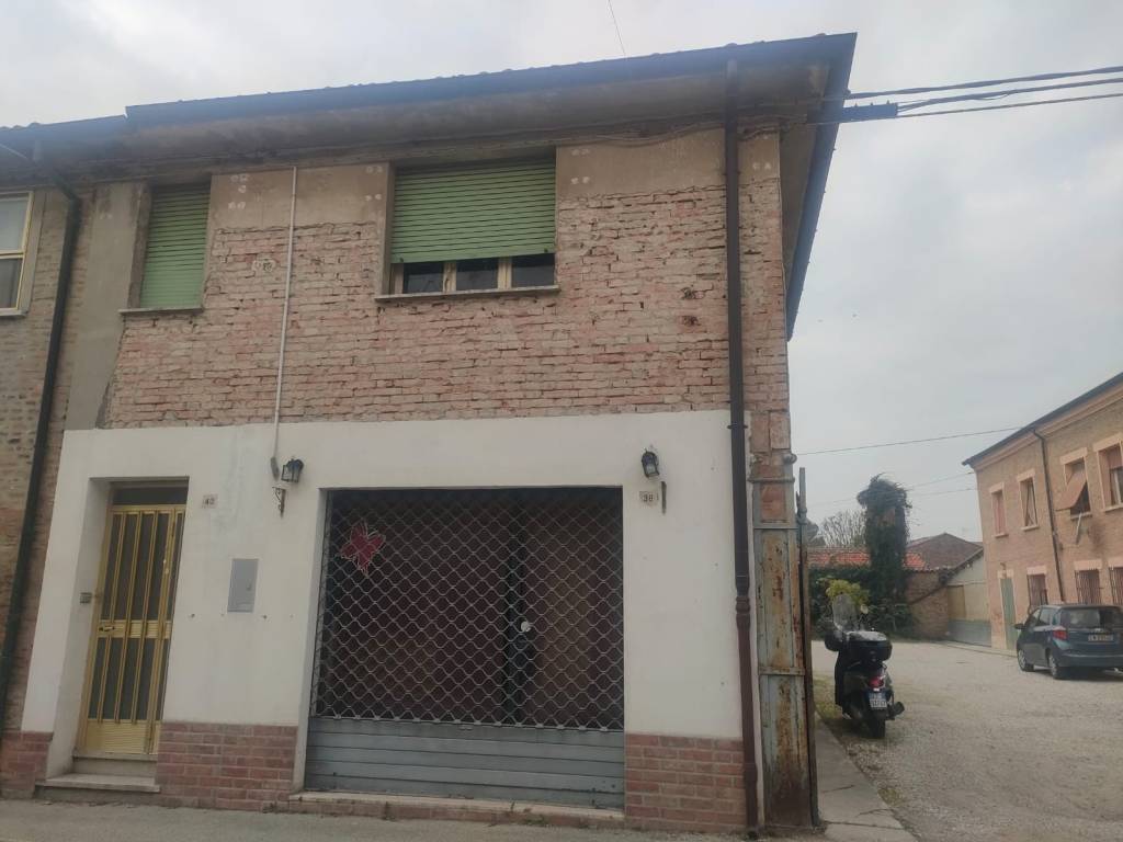 Appartamento a Ferrara in Via Monte Oliveto - Foto 2