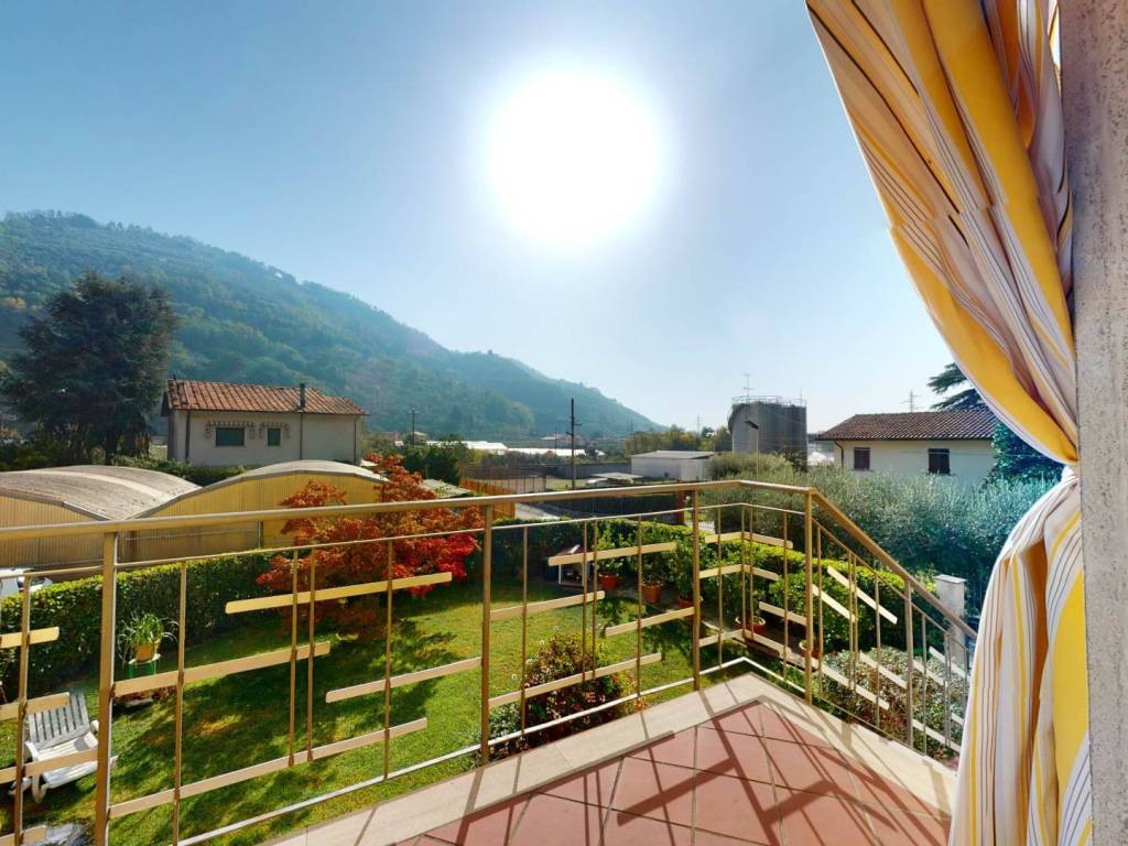 Villa a Pescia - Foto 2