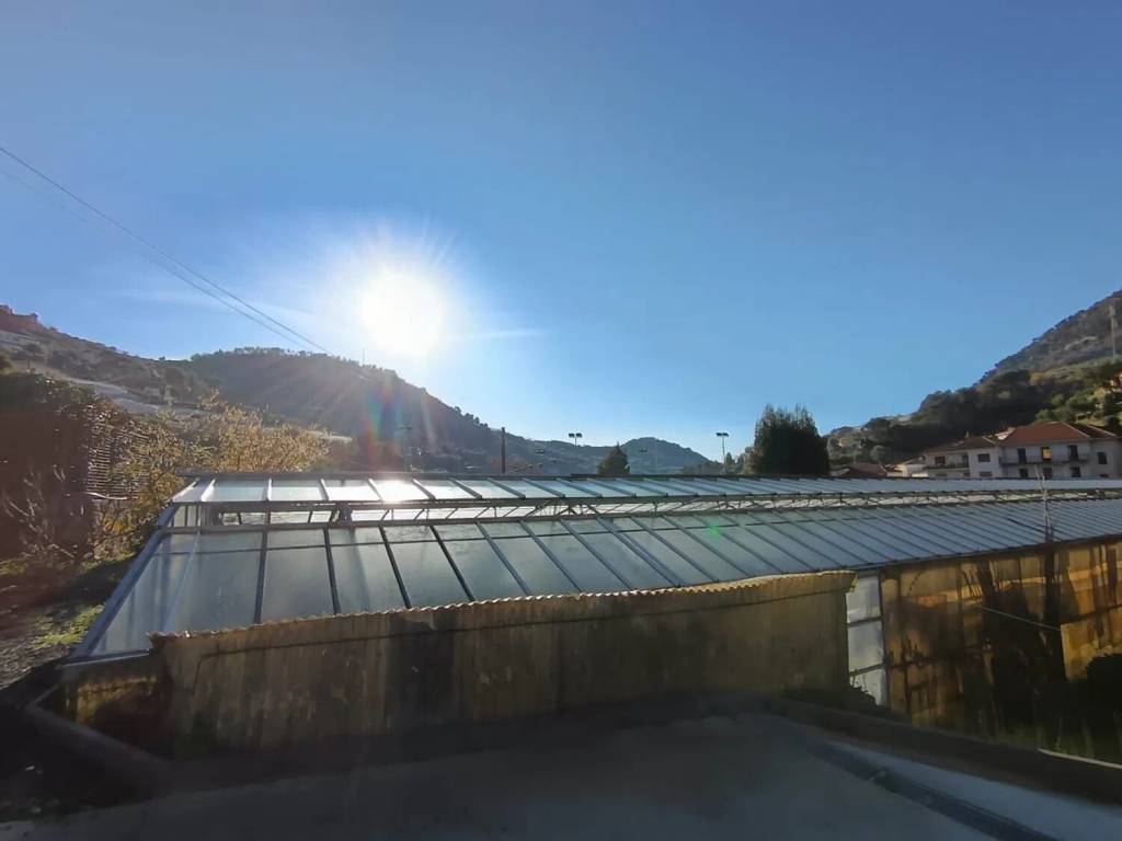 Terreno a Dolceacqua in Via Provinciale - Foto 3