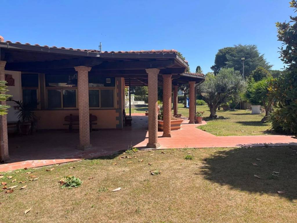 Immobile a Montalto di castro in Via Della Stazione - Foto 2