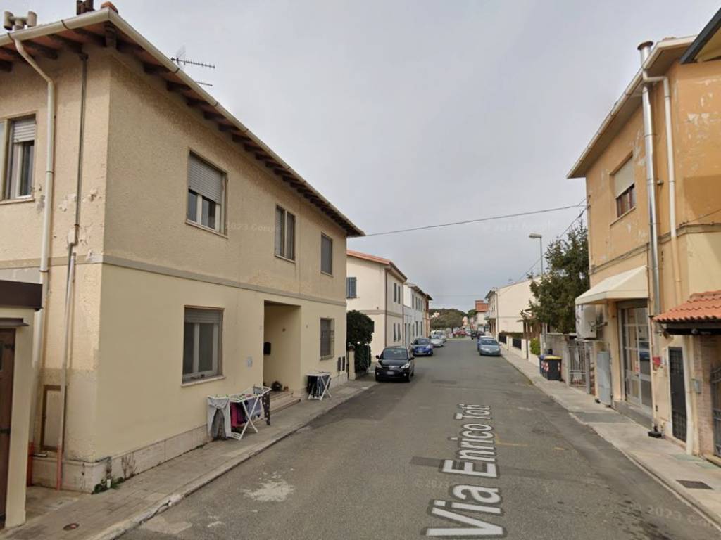 Appartamento a Cecina in Via Enrico Toti, 12 - Foto 2