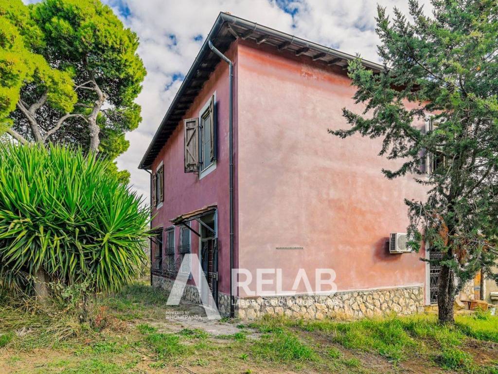 Casa indipendente a Tarquinia in Località Pian d'Arcione - Foto 2