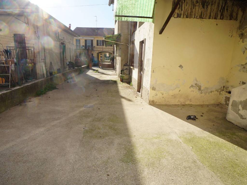 Casa indipendente a Cassolnovo in Via Montebello - Foto 5