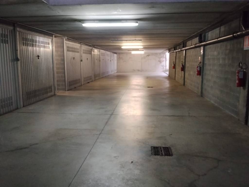Box / garage a Settimo torinese in Via Alessandro Volta - Foto 4