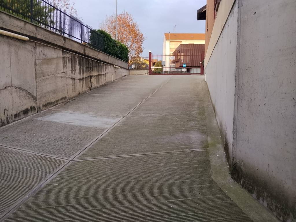 Box / garage a Settimo torinese in Via Alessandro Volta - Foto 5