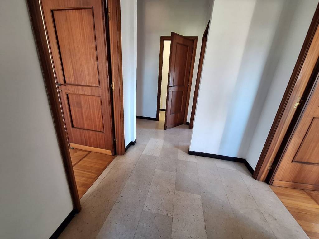 Appartamento a Novi ligure in Viale Aurelio Saffi - Foto 5