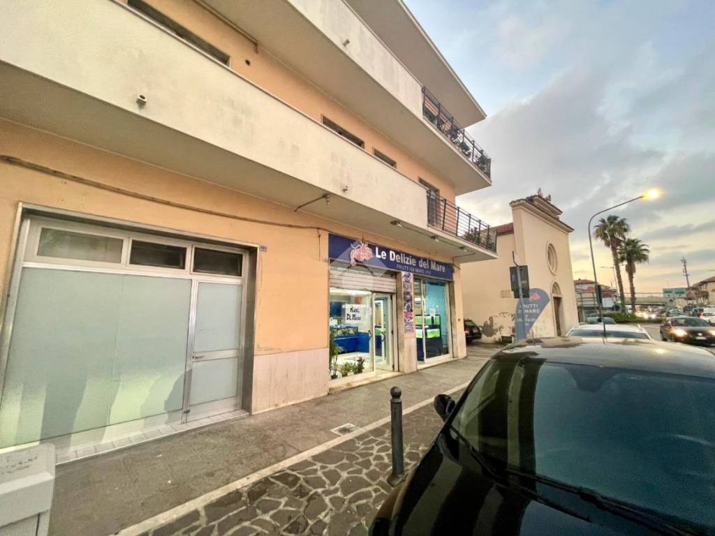 Immobile a Pescara in VIA NAZIONALE ADRIATICA NORD - Foto 3