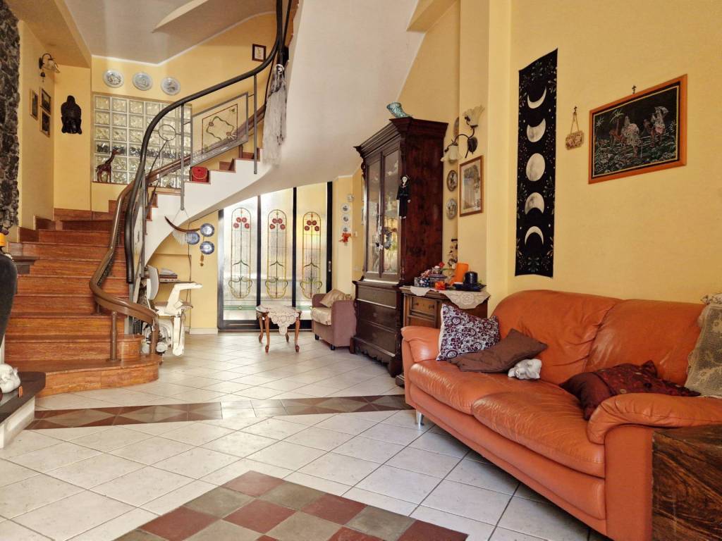 Villa a Giarre in Viale don minzoni, 24 - Foto 2