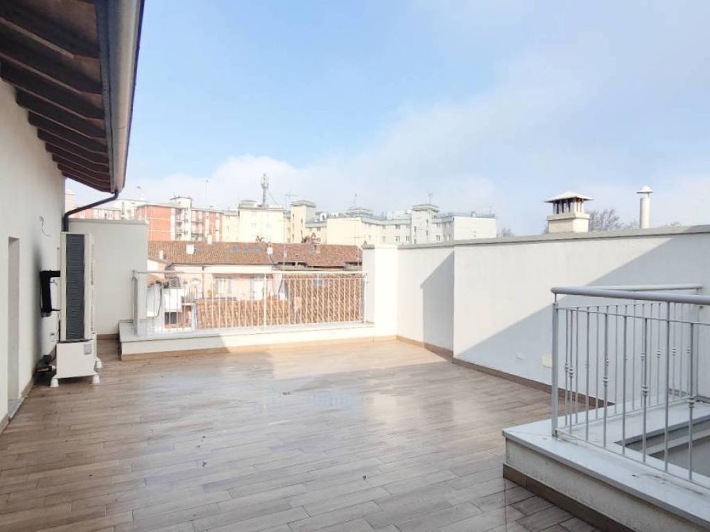 Palazzo / stabile a Piacenza in Via delle Fornaci , 4 - Foto 2