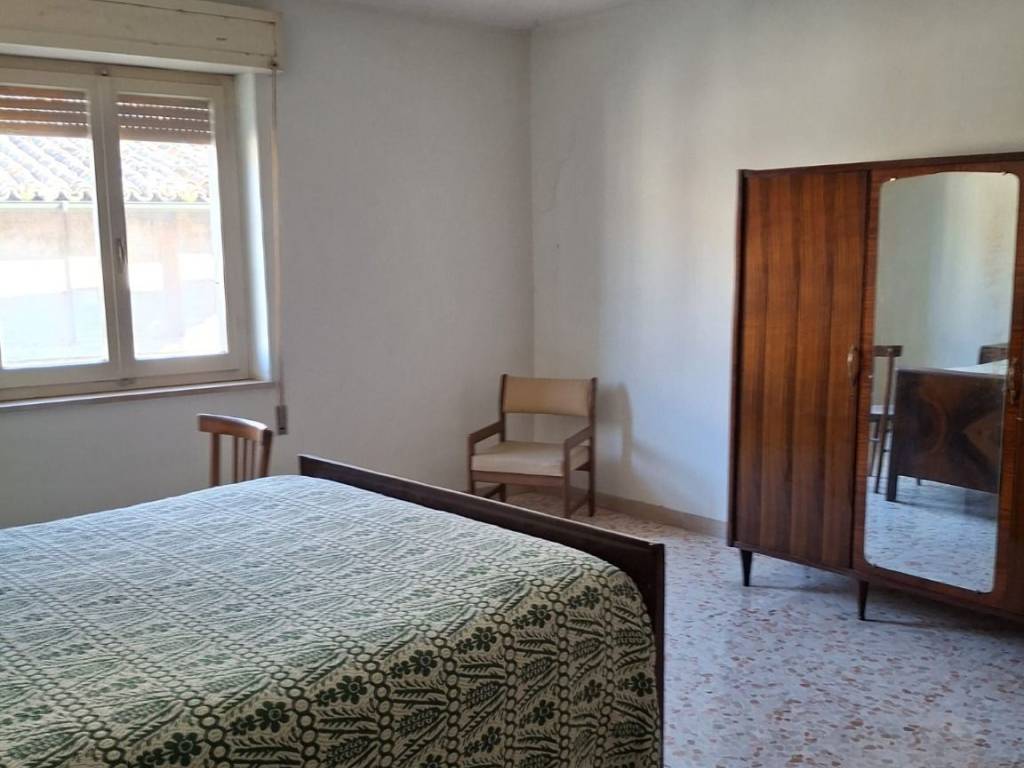 Casa indipendente a Castel ritaldi in Via della Repubblica, 105 - Foto 2