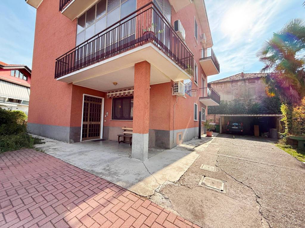 Appartamento a Gerenzano in Via San Gabriele del Carso - Foto 2