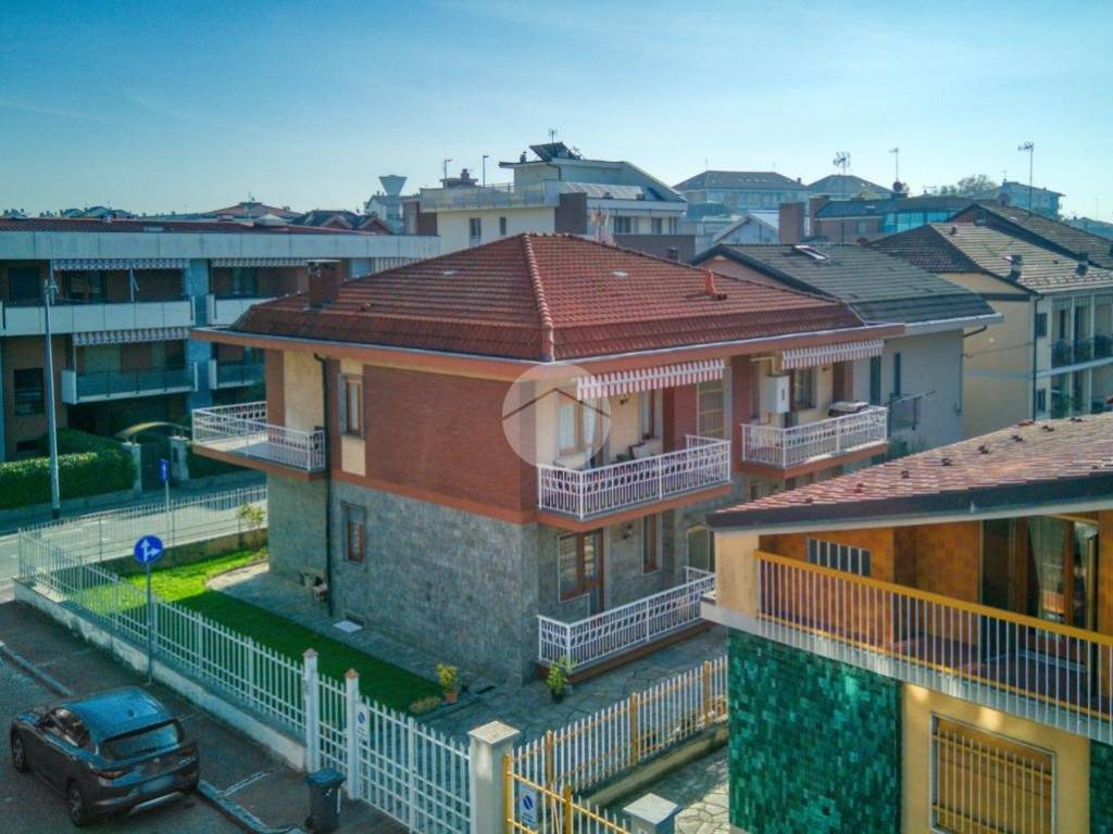 Villa a Collegno in Via Giosuè Carducci, 10 - Foto 5
